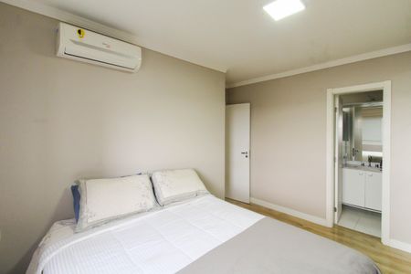 Apartamento à venda com 78m², 2 quartos e 2 vagas Apartamento à venda com 78m², 2 quartos e 2 vagasSuíte