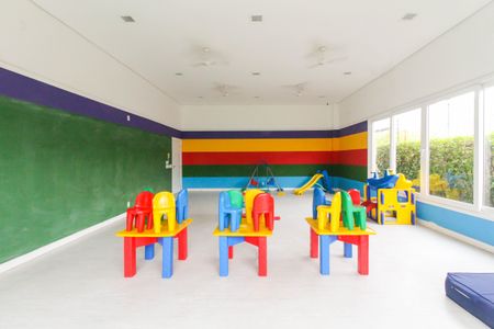 Apartamento à venda com 78m², 2 quartos e 2 vagas Apartamento à venda com 78m², 2 quartos e 2 vagasÁrea comum - Brinquedoteca