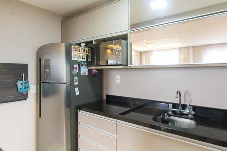 Apartamento à venda com 78m², 2 quartos e 2 vagas Apartamento à venda com 78m², 2 quartos e 2 vagasCozinha e Área de Serviço