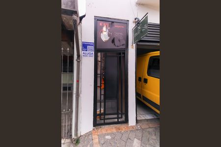 Studio para alugar com 30m², 1 quarto e sem vaga Studio para alugar com 30m², 1 quarto e sem vagaFachada/Placa