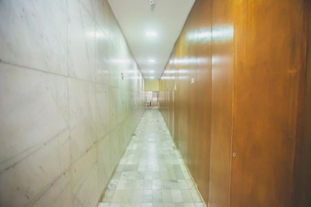 Apartamento à venda com 91m², 2 quartos e sem vaga Apartamento à venda com 91m², 2 quartos e sem vagaHall social