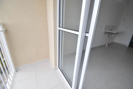 Apartamento à venda com 28m², 1 quarto e sem vaga Apartamento à venda com 28m², 1 quarto e sem vagaSacada