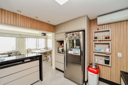 Apartamento à venda com 140m², 3 quartos e 2 vagasCozinha