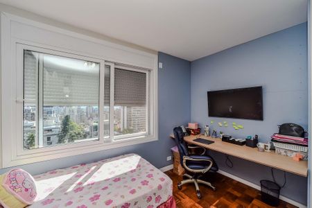 Apartamento à venda com 140m², 3 quartos e 2 vagasQuarto 2