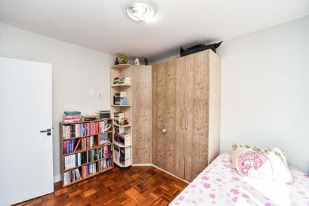 Apartamento à venda com 140m², 3 quartos e 2 vagasQuarto 2