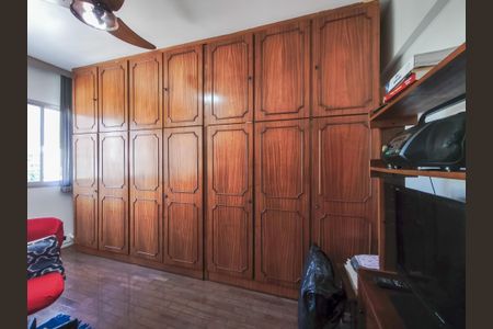 Apartamento à venda com 103m², 3 quartos e 2 vagasQuarto 2