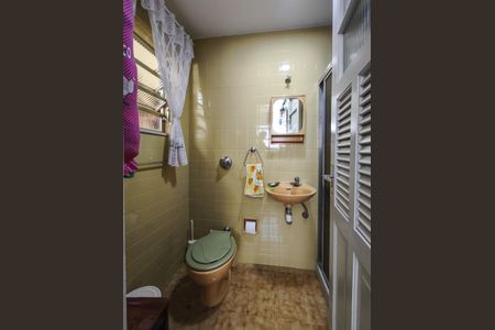 Apartamento à venda com 103m², 3 quartos e 2 vagasBanheiro de serviço