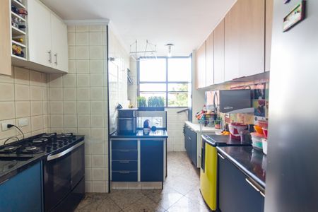 Apartamento à venda com 67m², 3 quartos e 2 vagas Apartamento à venda com 67m², 3 quartos e 2 vagasCozinha