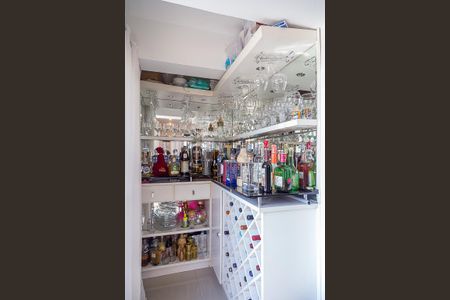 Apartamento à venda com 153m², 2 quartos e 2 vagas Apartamento à venda com 153m², 2 quartos e 2 vagasSala - Detalhe