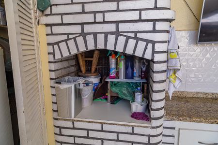 Apartamento à venda com 153m², 2 quartos e 2 vagas Apartamento à venda com 153m², 2 quartos e 2 vagasEspaço Gourmet e Lazer - Churrasqueira