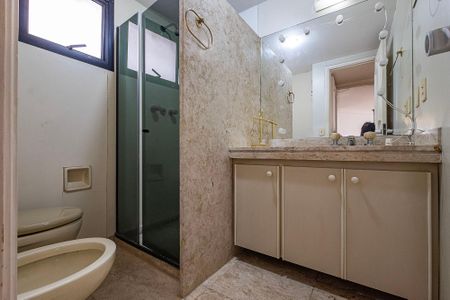 Apartamento para alugar com 83m², 2 quartos e 2 vagasSuíte - Banheiro