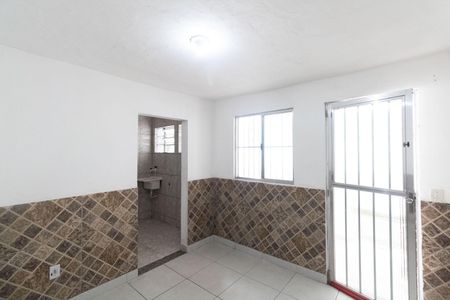 Sala de casa para alugar com 1 quarto, 35m² em Campo Grande, Rio de Janeiro
