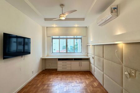 Apartamento à venda com 151m², 3 quartos e 1 vaga Apartamento à venda com 151m², 3 quartos e 1 vagaSuíte