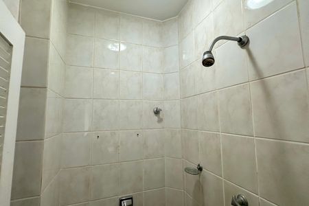 Apartamento à venda com 151m², 3 quartos e 1 vaga Apartamento à venda com 151m², 3 quartos e 1 vagaBanheiro de serviço