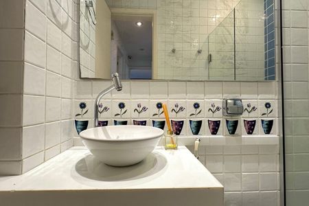 Apartamento à venda com 151m², 3 quartos e 1 vaga Apartamento à venda com 151m², 3 quartos e 1 vagaBanheiro 02