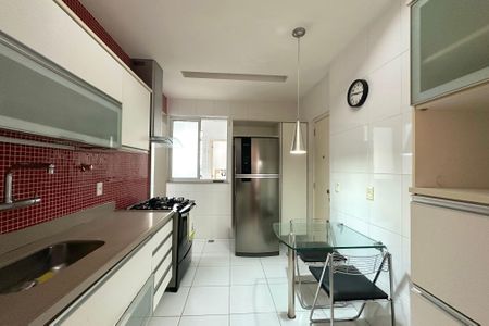 Apartamento à venda com 151m², 3 quartos e 1 vaga Apartamento à venda com 151m², 3 quartos e 1 vagaCozinha