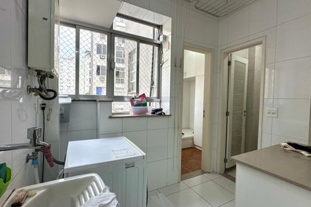 Apartamento à venda com 151m², 3 quartos e 1 vaga Apartamento à venda com 151m², 3 quartos e 1 vagaÁrea de Serviço