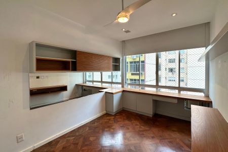 Apartamento à venda com 151m², 3 quartos e 1 vaga Apartamento à venda com 151m², 3 quartos e 1 vagaQuarto 01