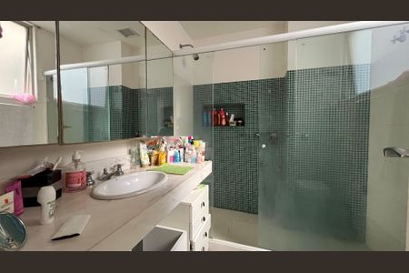 Apartamento à venda com 160m², 3 quartos e 1 vagaBanheiro