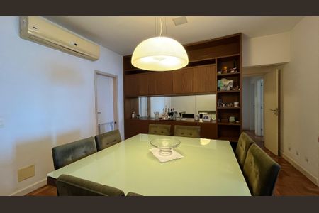 Sala de apartamento à venda com 3 quartos, 160m² em Ipanema, Rio de Janeiro