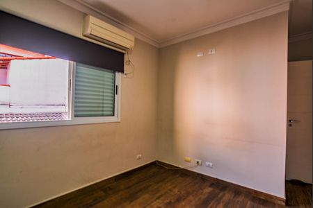 Casa à venda com 204m², 4 quartos e 4 vagasSuíte 1