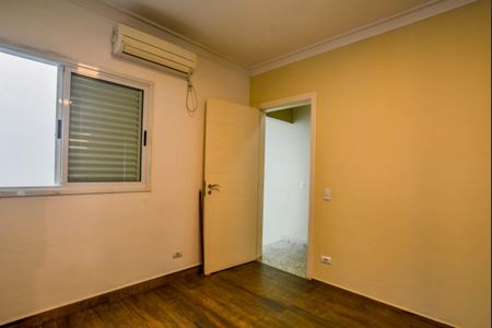 Casa à venda com 204m², 4 quartos e 4 vagasSuíte 3