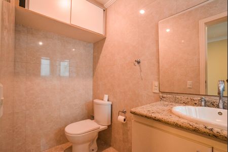 Casa à venda com 204m², 4 quartos e 4 vagasBanheiro da Suíte 3