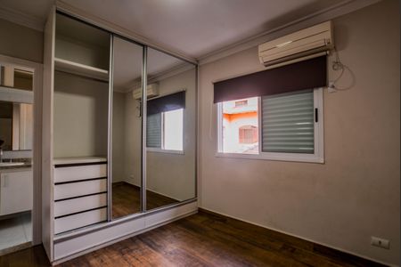 Casa à venda com 204m², 4 quartos e 4 vagasSuíte 1
