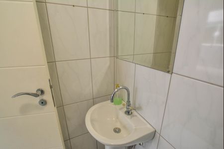 Casa à venda com 204m², 4 quartos e 4 vagasBanheiro de Serviço