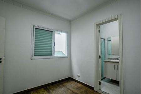 Casa à venda com 204m², 4 quartos e 4 vagasSuíte 2