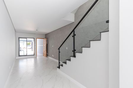 Casa à venda com 135m², 3 quartos e 2 vagasSala