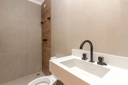 Casa à venda com 135m², 3 quartos e 2 vagasBanheiro da Suíte 2