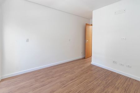 Casa à venda com 135m², 3 quartos e 2 vagasSuíte 1