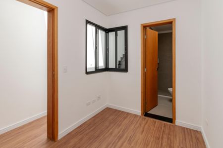 Casa à venda com 135m², 3 quartos e 2 vagasSuíte 2