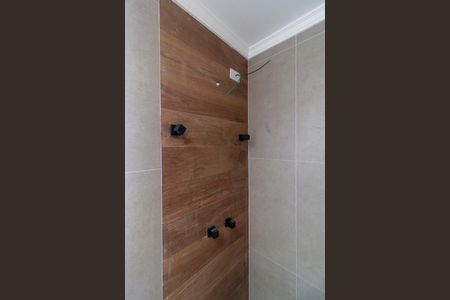 Casa à venda com 135m², 3 quartos e 2 vagasSuíte 2 - Banheiro