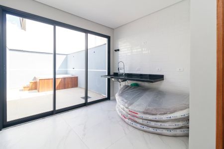 Casa à venda com 135m², 3 quartos e 2 vagasCozinha
