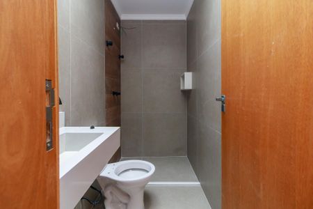 Casa à venda com 135m², 3 quartos e 2 vagasSuíte 2 - Banheiro