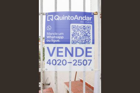 Casa à venda com 250m², 2 quartos e 2 vagasFachada