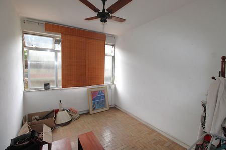 Apartamento à venda com 100m², 3 quartos e 1 vagaQuarto 2