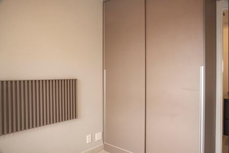 Apartamento para alugar com 74m², 2 quartos e 1 vagaSuíte