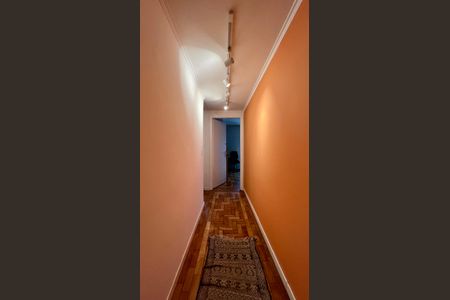 Corredor de apartamento à venda com 2 quartos, 98m² em Cerqueira César, São Paulo