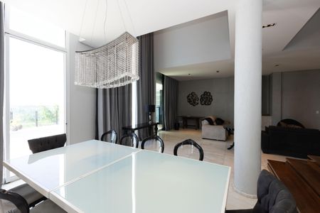 Casa de condomínio para alugar com 450m², 4 quartos e 3 vagasSala de Jantar