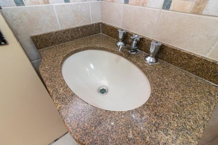 Apartamento à venda com 72m², 3 quartos e 1 vagaBanheiro 