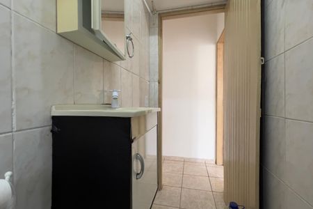 Casa para alugar com 60m², 2 quartos e sem vagaBanheiro