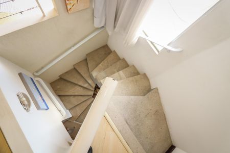 Apartamento à venda com 130m², 3 quartos e 1 vagaEscada