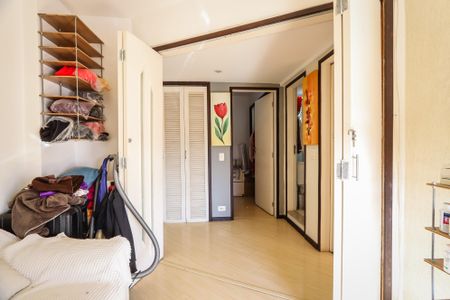 Apartamento à venda com 130m², 3 quartos e 1 vagaQuarto 1