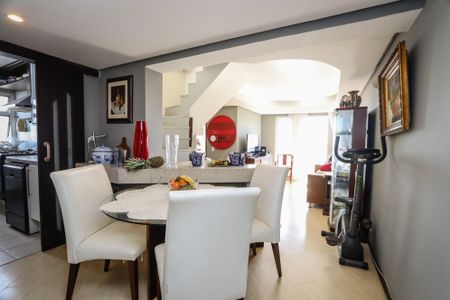 Apartamento à venda com 130m², 3 quartos e 1 vagaCopa