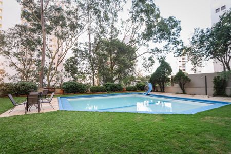 Apartamento à venda com 130m², 3 quartos e 1 vagaÁrea comum - Piscina