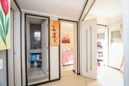 Sala dos Quartos de apartamento à venda com 3 quartos, 130m² em Vila Sonia, São Paulo