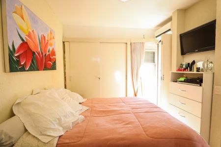 Apartamento à venda com 130m², 3 quartos e 1 vagaSuite